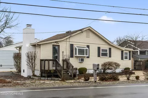 639 Drum Point Rd, Brick, NJ 08723