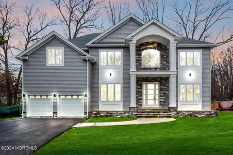 204 Sorrel Dr, Morganville, NJ 07751