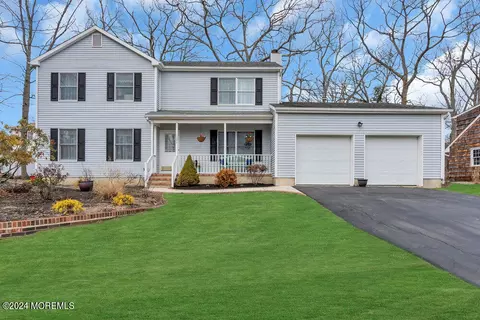 1302 Lenape Trl, Manasquan, NJ 08736