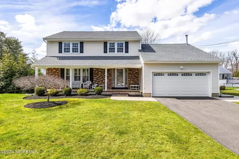 1804 Waverly St, Oakhurst, NJ 07755