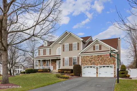 299 Fordham Pl, Freehold, NJ 07728
