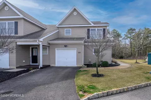 15 Wiley Way, Toms River, NJ 08757