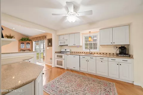 Kitchen - 9 Birch Dr, Jackson, NJ 08527 photo 1 of 2