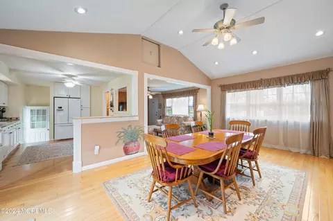 Dining - 9 Birch Dr, Jackson, NJ 08527 photo 5 of 6
