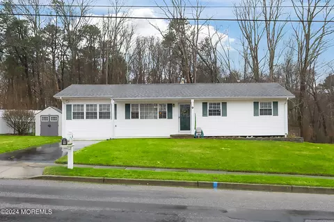 Exterior - 9 Birch Dr, Jackson, NJ 08527 photo 10 of 10