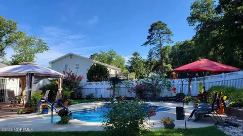 Exterior - 9 Birch Dr, Jackson, NJ 08527 photo 9 of 10