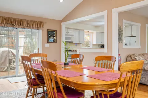 Dining - 9 Birch Dr, Jackson, NJ 08527 photo 4 of 6