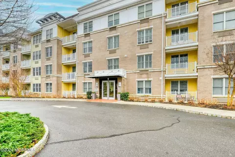 55 Melrose Ter #406, Long Branch, NJ 07740