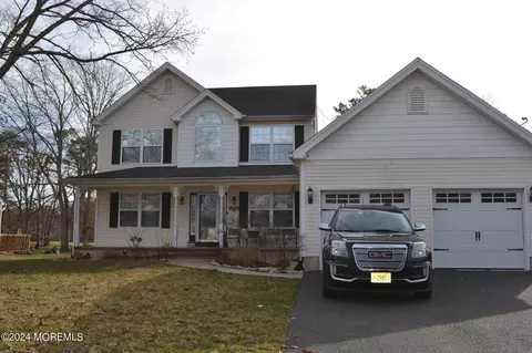 307 Lighthouse Dr, Stafford, NJ 08050