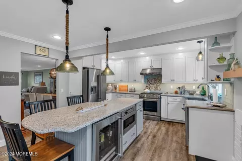 Kitchen - 7 Hickory Ct #C, Brielle, NJ 08730 photo 3 of 6