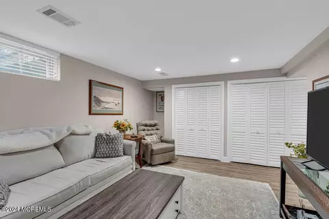 Living - 7 Hickory Ct #C, Brielle, NJ 08730 photo 5 of 6