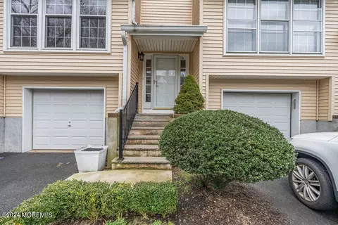 Exterior - 7 Hickory Ct #C, Brielle, NJ 08730 photo 2 of 7