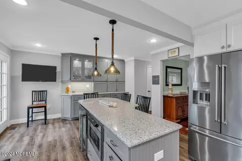 Kitchen - 7 Hickory Ct #C, Brielle, NJ 08730 photo 4 of 6
