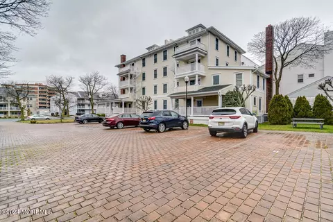 317 6th Ave #302, Asbury Park, NJ 07712