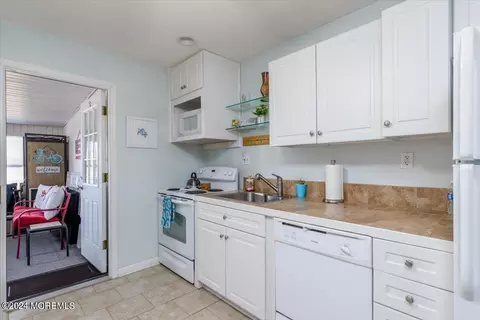 146 Skyline Dr, Brick, NJ 08724 photo 12