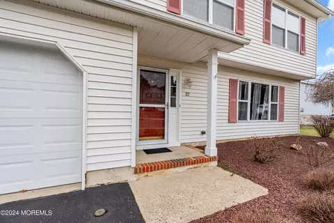Exterior - 37 Netty St, Howell, NJ 07731 photo 17 of 23