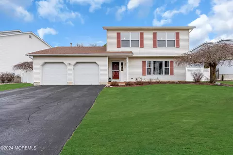 Exterior - 37 Netty St, Howell, NJ 07731 photo 6 of 23