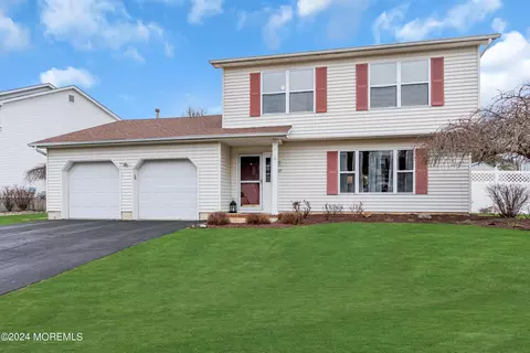 Exterior - 37 Netty St, Howell, NJ 07731 photo 3 of 23