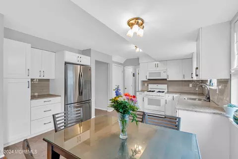 Kitchen - 37 Netty St, Howell, NJ 07731 photo 2 of 6