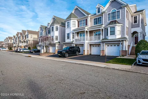 17 Raritan Reach Rd #9, South Amboy, NJ 08879