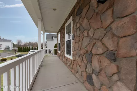 Exterior - 9 Key Largo Ct, Bayville, NJ 08721 photo 13 of 17