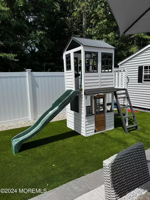 Exterior - 9 Key Largo Ct, Bayville, NJ 08721 photo 11 of 17