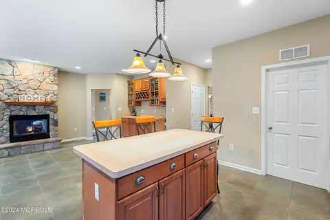 Kitchen - 6 Topaz Dr, Jackson, NJ 08527 photo 3 of 5