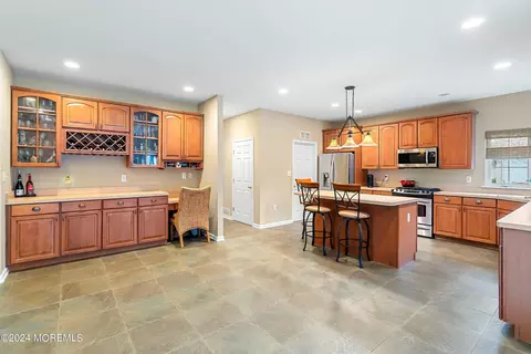 Kitchen - 6 Topaz Dr, Jackson, NJ 08527 photo 2 of 5