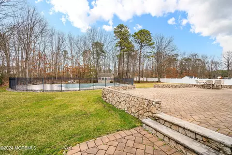 Exterior - 6 Topaz Dr, Jackson, NJ 08527 photo 5 of 11