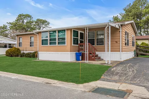 Exterior - 55 Eagle Dr, Whiting, NJ 08759 photo 3 of 10