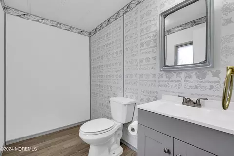 Bath - 55 Eagle Dr, Whiting, NJ 08759 photo 2 of 2