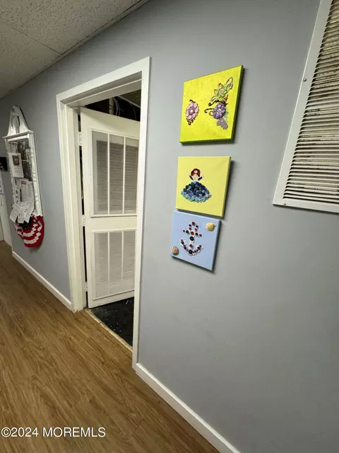 Entry Way - 55 Eagle Dr, Whiting, NJ 08759 photo 1 of 2