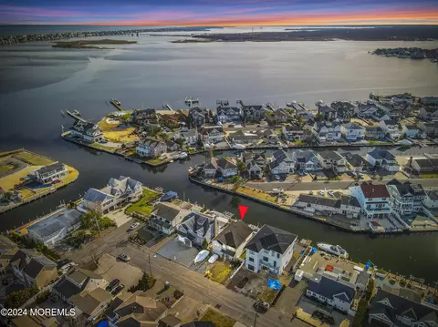 1708 Certainty Dr, Point Pleasant, NJ 08742