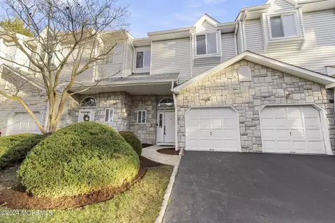 3 Picaron Pl #33, Laurence Harbor, NJ 08879