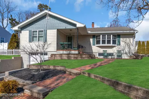 1120 Mohegan Rd, Manasquan, NJ 08736