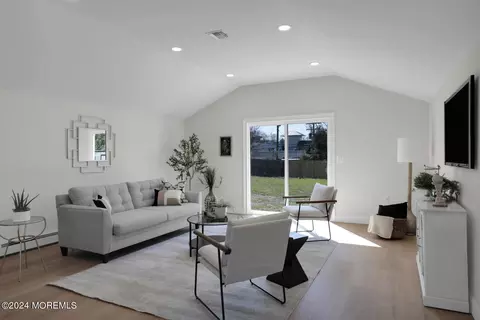 8 Daniel Dr, Middletown, NJ 07748 photo 40