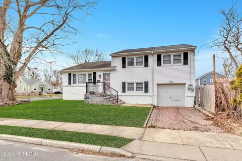 1301 Birch Ave, Ocean, NJ 07712