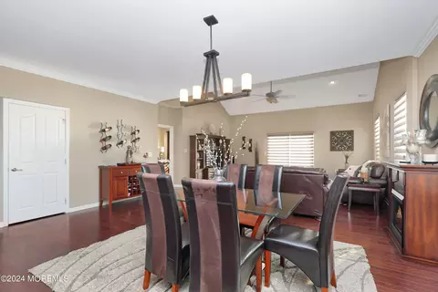 35 Diamond Spring Dr, Monroe, NJ 08831 photo 10