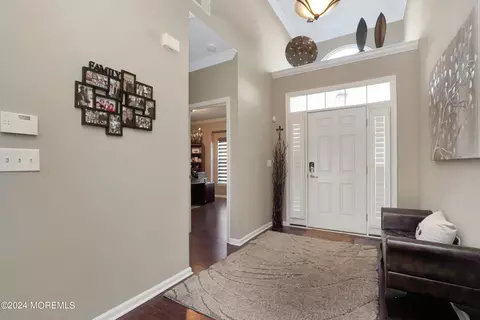35 Diamond Spring Dr, Monroe, NJ 08831 photo 3