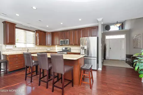 35 Diamond Spring Dr, Monroe, NJ 08831 photo 5