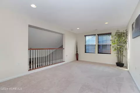 35 Diamond Spring Dr, Monroe, NJ 08831 photo 24