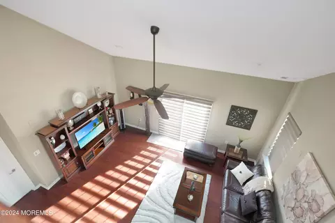 35 Diamond Spring Dr, Monroe, NJ 08831 photo 11