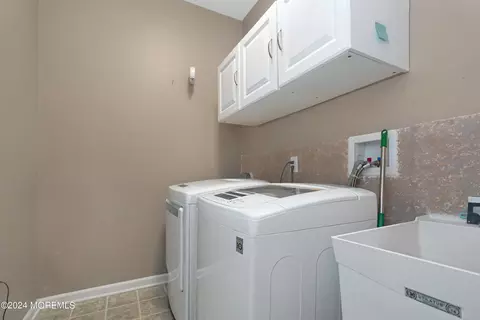 35 Diamond Spring Dr, Monroe, NJ 08831 photo 25