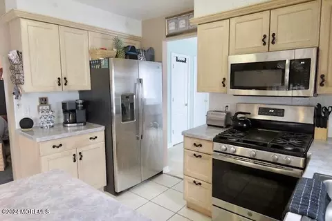 2127 Pineview Rd, Forked River, NJ 08731 photo 5