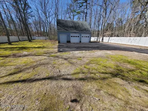 Exterior - 214 Oak Ln, Tabernacle, NJ 08088 photo 11 of 12