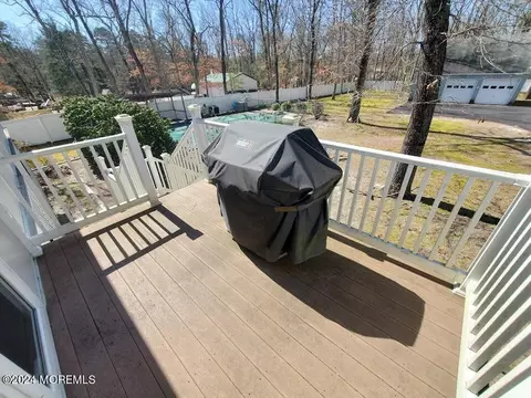 Exterior - 214 Oak Ln, Tabernacle, NJ 08088 photo 10 of 12