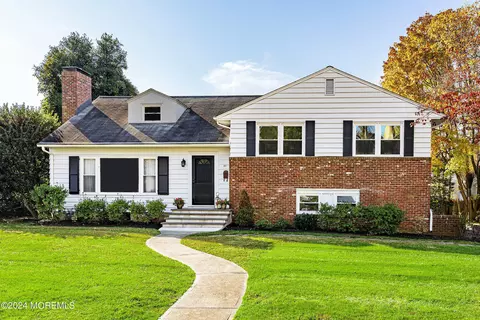 57 Buttonwood Dr, Fair Haven, NJ 07704