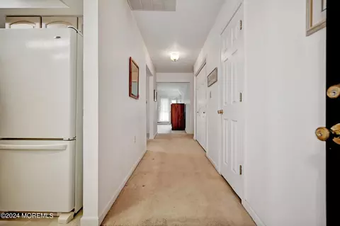 8 Cherry Ct, Spring Lake Heights, NJ 07762 photo 4