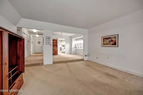 8 Cherry Ct, Spring Lake Heights, NJ 07762 photo 9