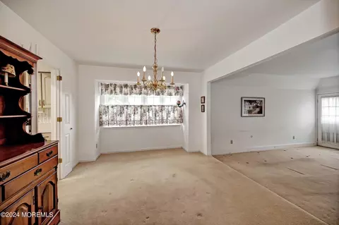 8 Cherry Ct, Spring Lake Heights, NJ 07762 photo 5